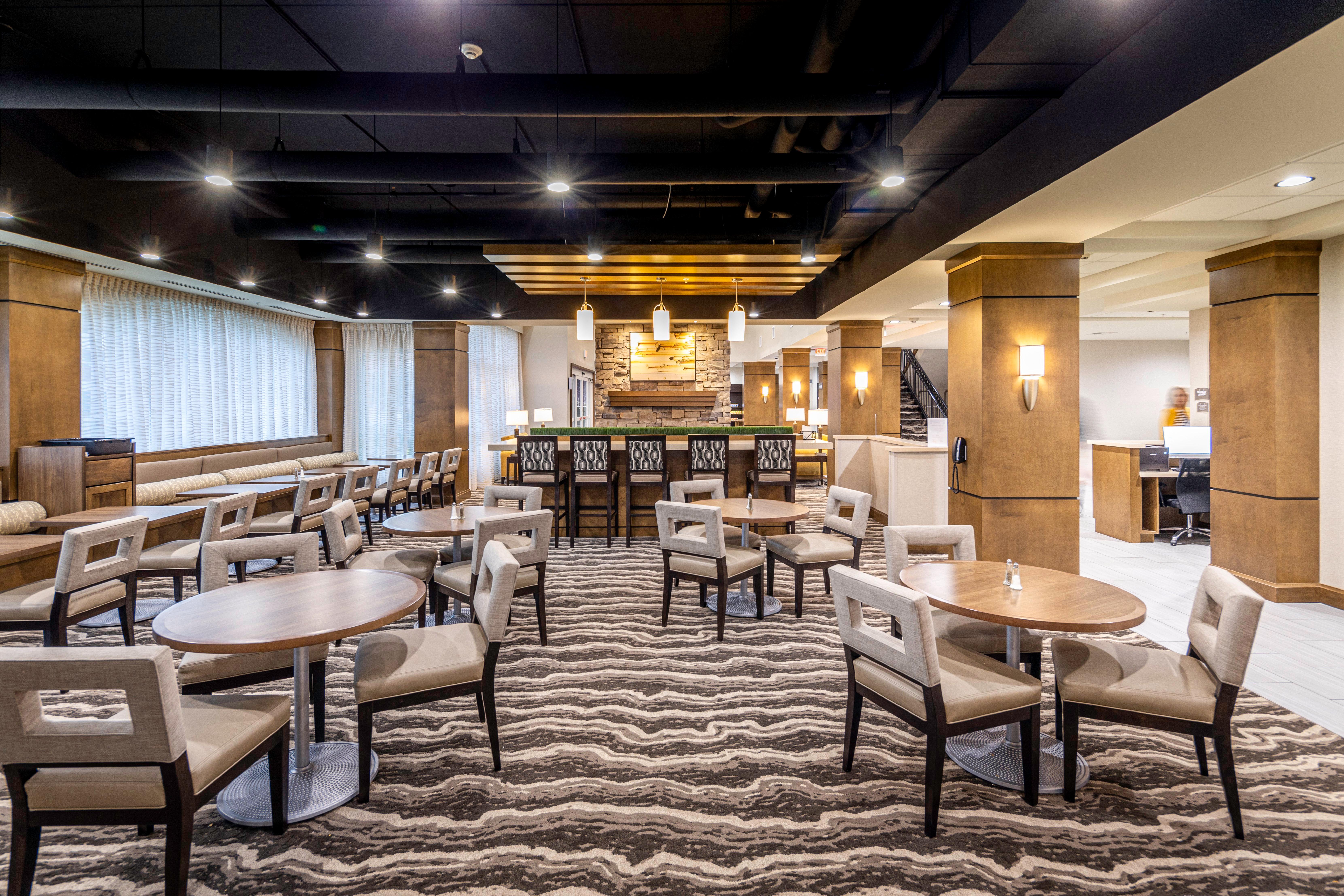 Staybridge Suites Montgomery - Downtown By Ihg Экстерьер фото