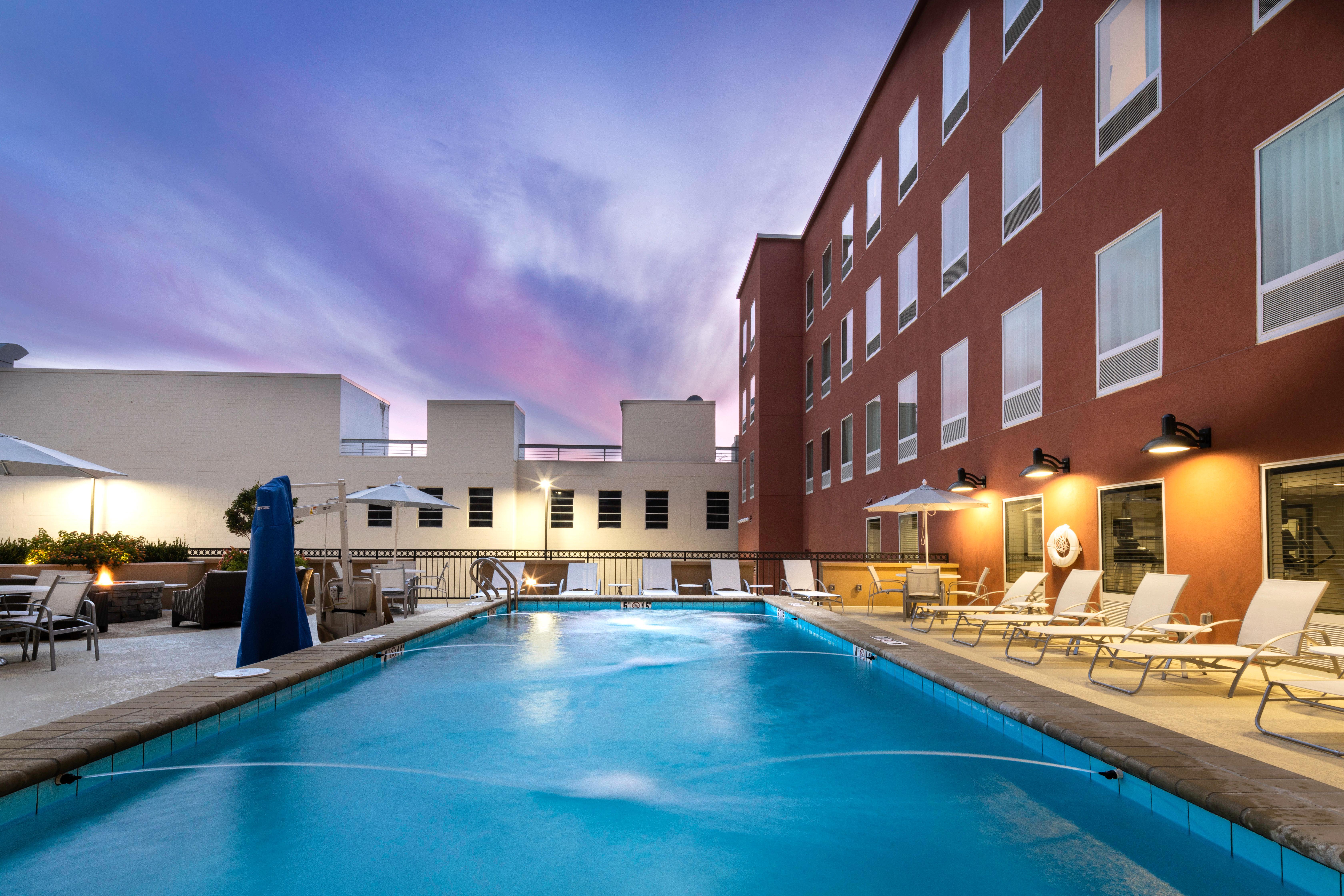 Staybridge Suites Montgomery - Downtown By Ihg Экстерьер фото